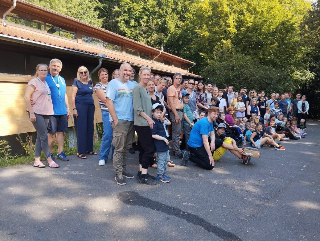 Gruppenfoto vom Dyspraxie-Familien-Forum 2025